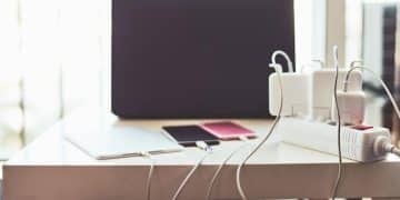 USB-C Hubs: The Ultimate Connectivity Solution for US Professionals - Cover Image