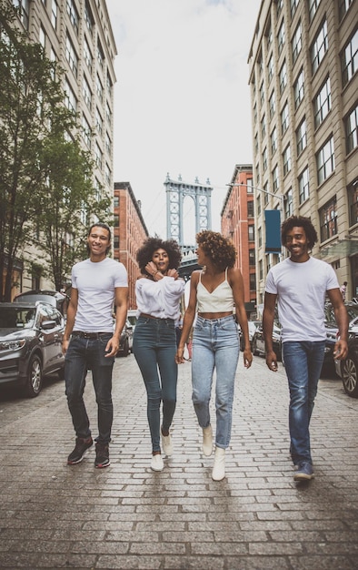 The Return of Retro: Embracing Vintage Fashion Trends in the US