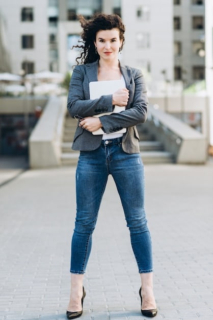 From Day to Night: Easy Outfit Transformations in the US